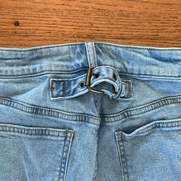 TT Studios Jeans - Picture 4 of 4